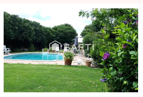 Coup de cœur Garanti- Corps de ferme rénové- piscine