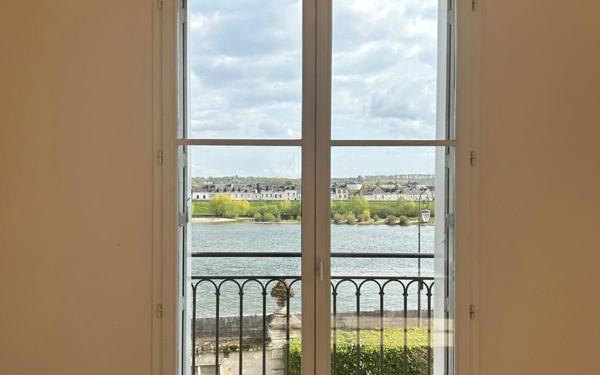 Appartement à louer    4 pièces • 154 m2 Blois