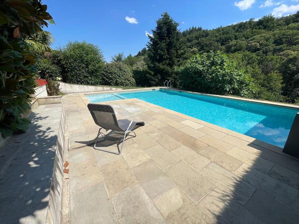 Maison Sourcieux Les Mines 7 pièce(s), 4 ch, jardin, piscine, vue