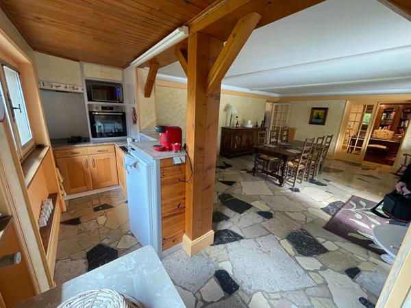 Maison Sourcieux Les Mines 7 pièce(s), 4 ch, jardin, piscine, vue