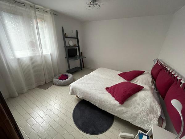 Maison Sourcieux Les Mines 7 pièce(s), 4 ch, jardin, piscine, vue