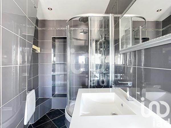 Location appartement 3 pièces 61 m² Maisons-Alfort