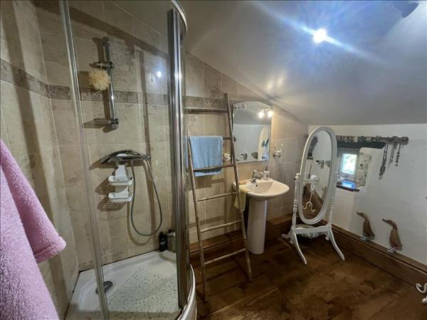 Maison à vendre |  Saint-Saviol |  4 pièces | 183 m²