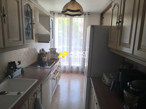 BEZONS _ Appartement 4 pièces 86 m2 €246 000 ** - Référence 4419