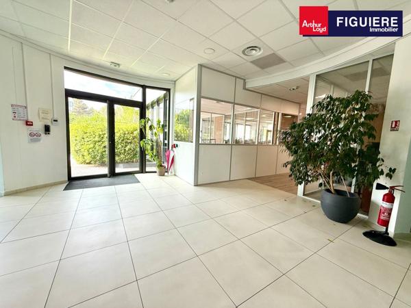 Immeuble de bureaux indépendant haut de gamme au coeur du pôle tertiaire d'Aix-en-Provence