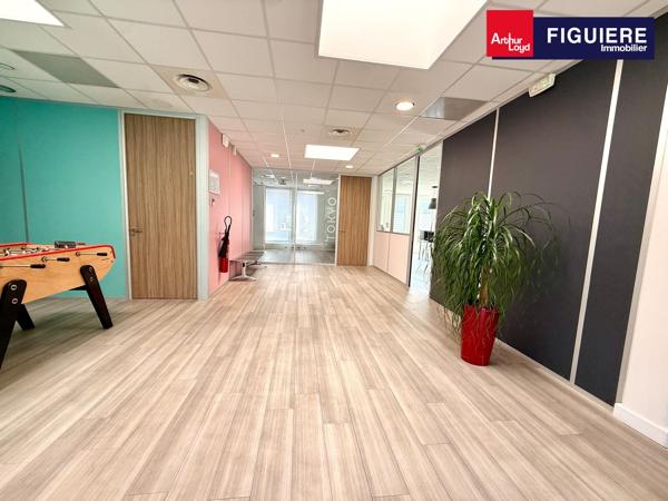 Immeuble de bureaux indépendant haut de gamme au coeur du pôle tertiaire d'Aix-en-Provence
