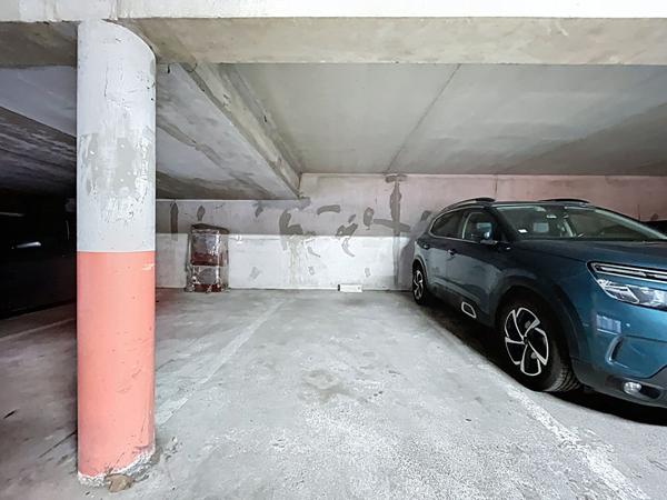 Parking / box Lille