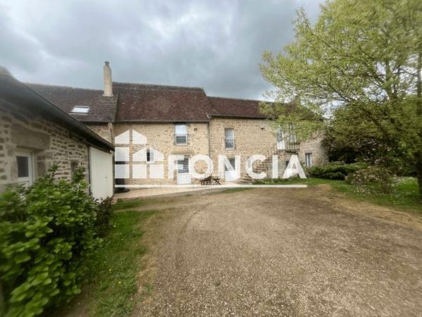 À vendre Maison 8 pièces 291.09 m² - Alençon 61000