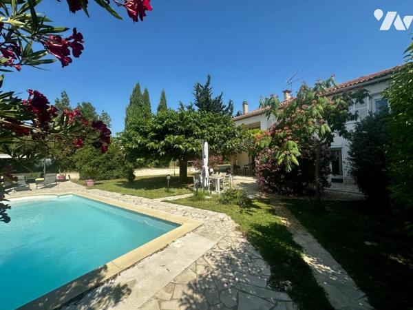 Maison 6 chambres jardin piscine