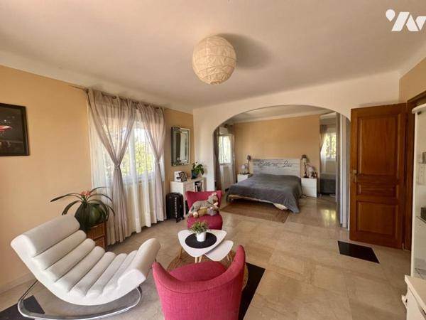 Maison 6 chambres jardin piscine