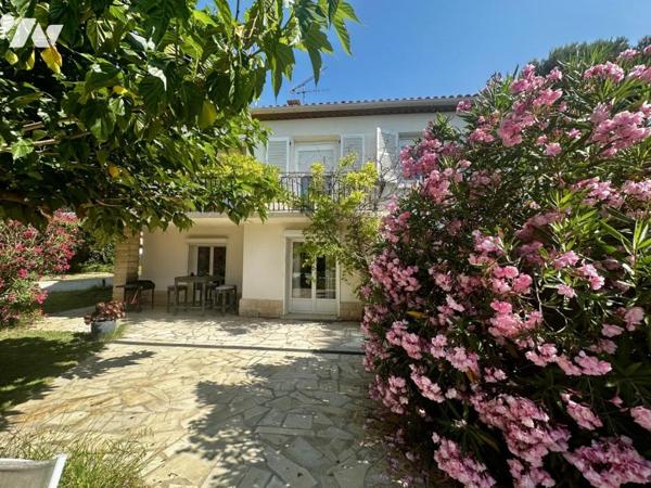 Maison 6 chambres jardin piscine