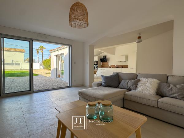 Maison
                                                                                                                                                                                                                                                                                                                        5 pièce(s)                                                                                                                                                                                                          3 chambre(s)                                                                                                                                                                                                          119  m²