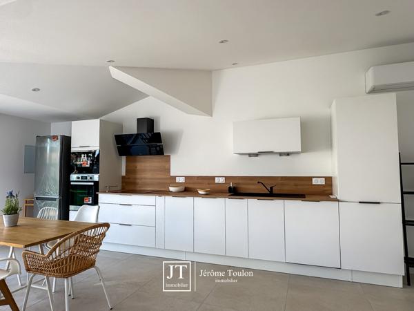 Maison
                                                                                                                                                                                                                                                                                                                        5 pièce(s)                                                                                                                                                                                                          3 chambre(s)                                                                                                                                                                                                          119  m²