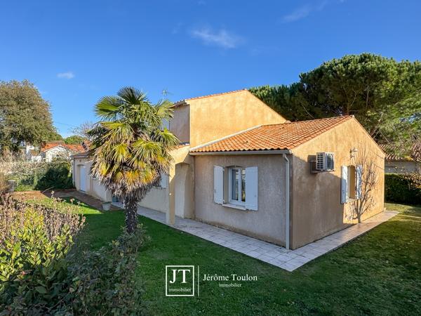 Maison
                                                                                                                                                                                                                                                                                                                        5 pièce(s)                                                                                                                                                                                                          4 chambre(s)                                                                                                                                                                                                          146  m²