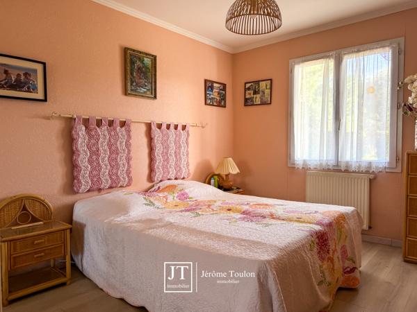 Maison
                                                                                                                                                                                                                                                                                                                        5 pièce(s)                                                                                                                                                                                                          4 chambre(s)                                                                                                                                                                                                          146  m²