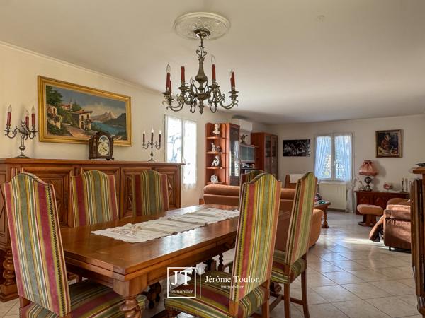 Maison
                                                                                                                                                                                                                                                                                                                        5 pièce(s)                                                                                                                                                                                                          4 chambre(s)                                                                                                                                                                                                          146  m²