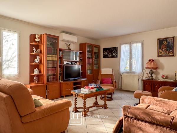 Maison
                                                                                                                                                                                                                                                                                                                        5 pièce(s)                                                                                                                                                                                                          4 chambre(s)                                                                                                                                                                                                          146  m²