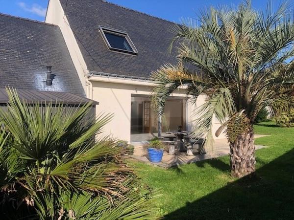 Maison Guidel Centre ville beau jardin 3 ou 4 chambres