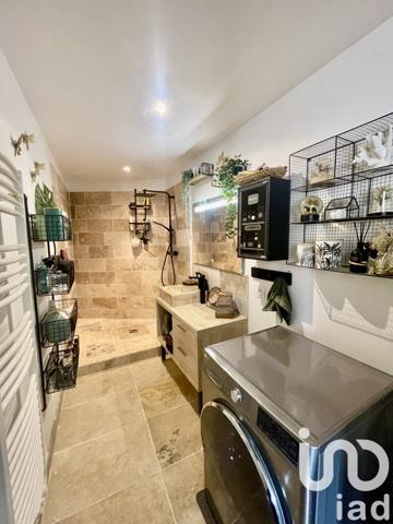 Appartement 4 pièces de 75 m² à Orange (84100)