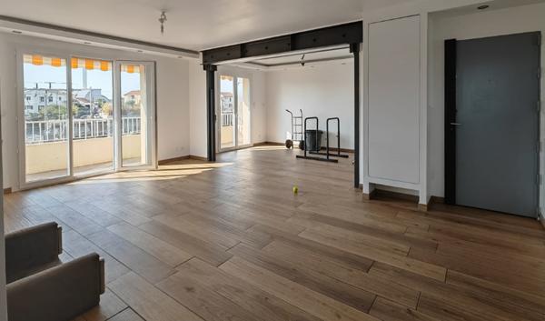 Magnifique appartement de 80m²env avec Garage