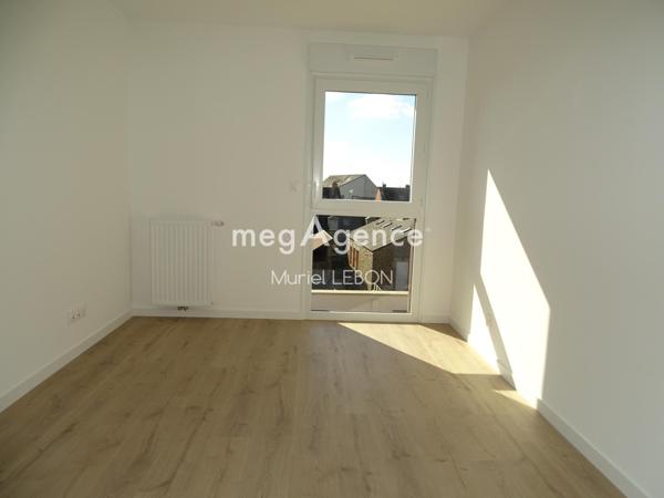 Appartement à FOUGERES, 35300 - 4 pièces 92m²