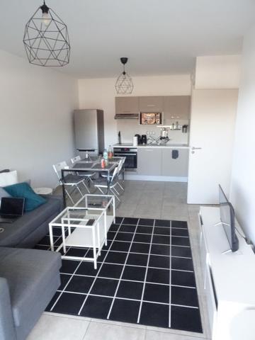 Appartement MEUBLÉ Narbonne 2 pièces 43.42 m² avec terrasse et parking