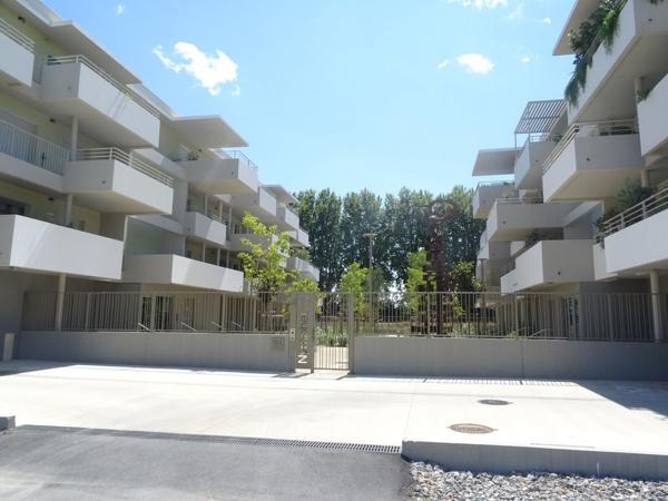 Appartement MEUBLÉ Narbonne 2 pièces 43.42 m² avec terrasse et parking