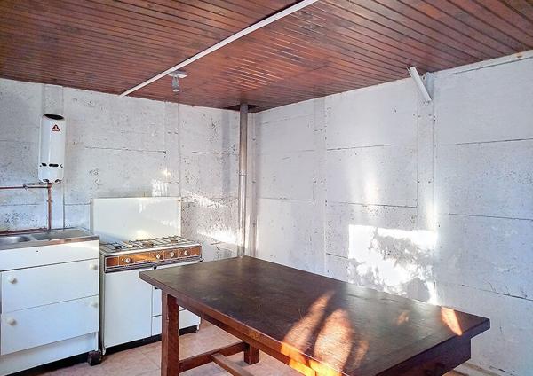 Pignans (83790) Cabanon à vendre à Pignans - Référence Vm1230-NA0609