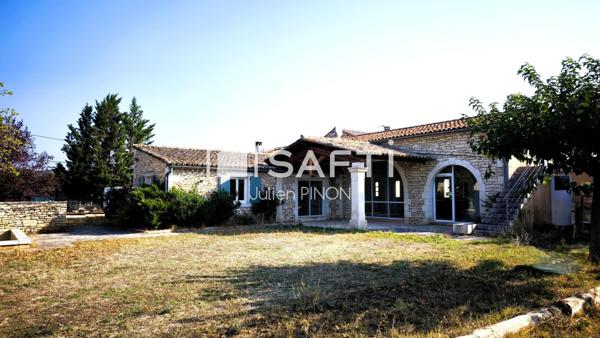 Propriété d'Exception à Roussillon: Domaine Privé avec Potentiel Agricole