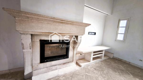 Propriété d'Exception à Roussillon: Domaine Privé avec Potentiel Agricole