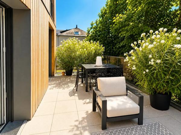 GUÉRANDE AU PIED DES REMPARTS BEL APPARTEMENT EN REZ-DE-