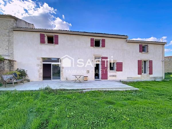 Maison charentaise rénovée, 5 chambres et dépendance
