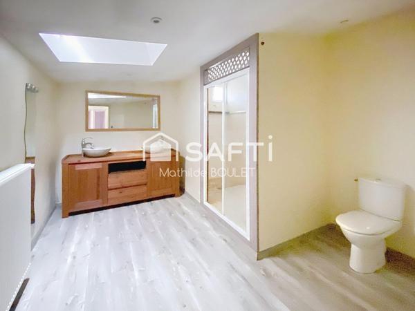 Maison charentaise rénovée, 5 chambres et dépendance