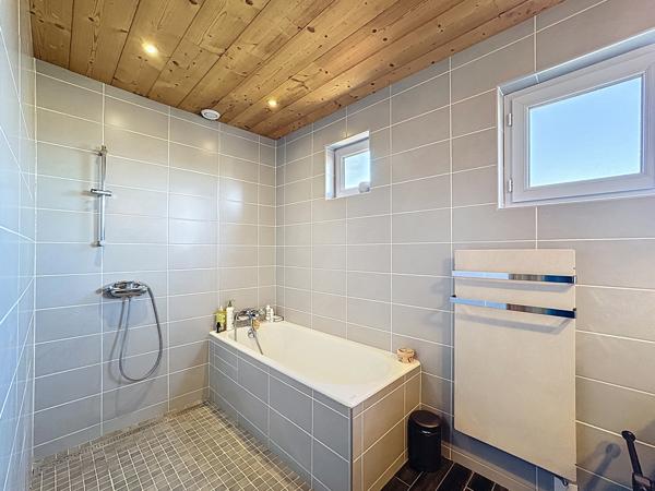 Maison 5 pièces - 147 m² Exclusivité efficity