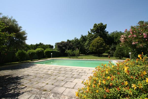 MONTAUBAN Maison de caractère rénovée, avec piscine
