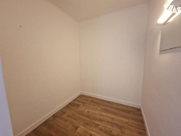 LORIENT (56) Appartement T2bis (T3) avec cave 