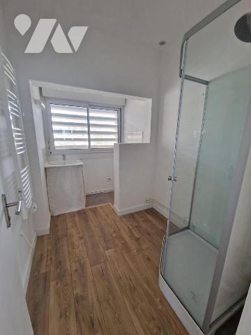 LORIENT (56) Appartement T2bis (T3) avec cave 