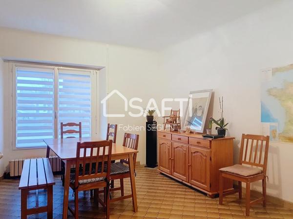 Maison de centre bourg intégralement rénovée avec possibilité de créer 2 à 3 appartements supplémentaires