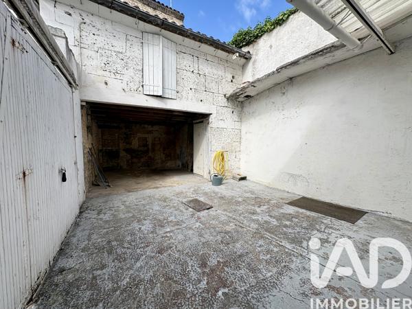 Maison à vendre 6 pièces 161 m² Châteauneuf-sur-Charente