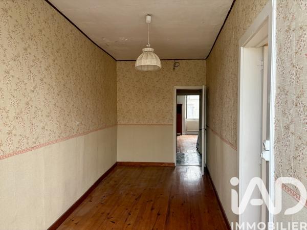 Maison à vendre 6 pièces 161 m² Châteauneuf-sur-Charente