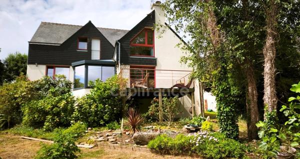 Maison d’architecte avec vue mer – Un bien rare à Plougastel