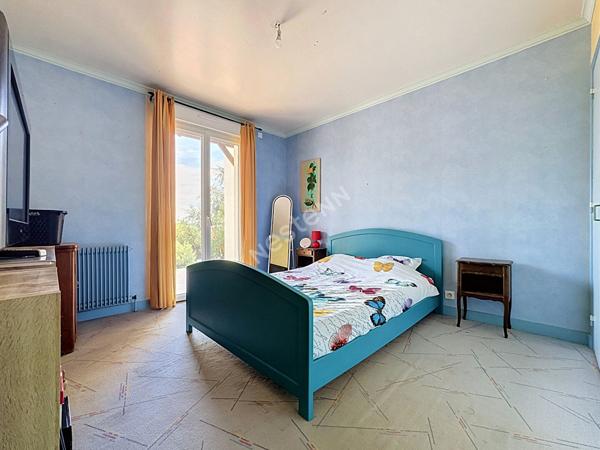 Grande maison familiale à Liré - 7 chambres, jardin, piscine, sous-sol