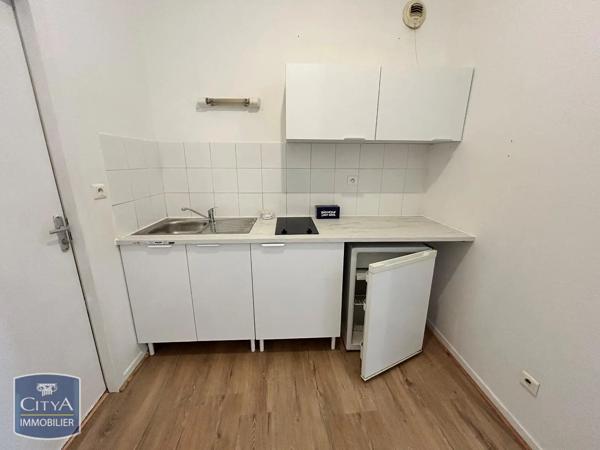 Appartement à louer 2 pièces 32.58m² Niort (79000)