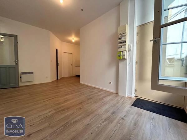Appartement à louer 2 pièces 32.58m² Niort (79000)
