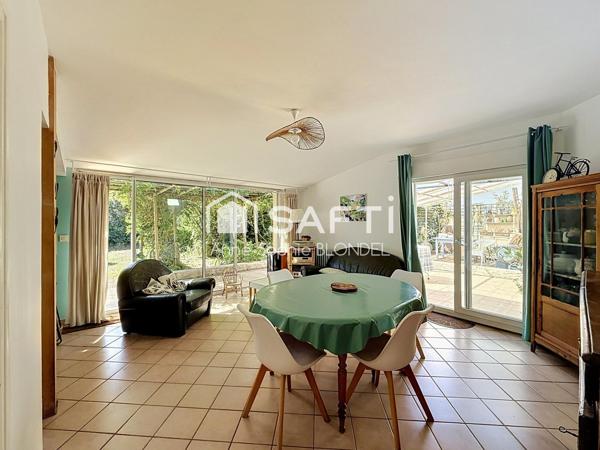 BEGLES Double Echoppe de 144m2 avec jardin, garage et studio indépendant