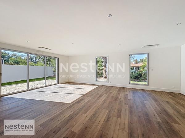 Jolie maison neuve contemporaine