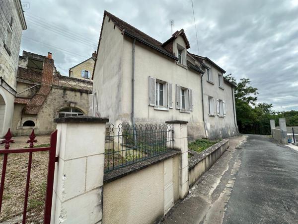 Maison à vendre à Chissay-en-Touraine dans le Loir-et-Cher (41400), ref : 12101/1301   
CENTRE BOURG
