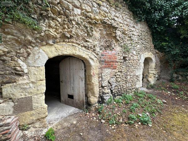 Maison à vendre à Chissay-en-Touraine dans le Loir-et-Cher (41400), ref : 12101/1301   
CENTRE BOURG