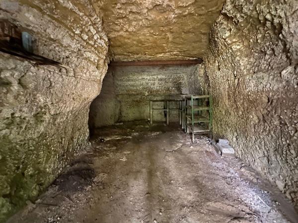 Maison à vendre à Chissay-en-Touraine dans le Loir-et-Cher (41400), ref : 12101/1301   
CENTRE BOURG