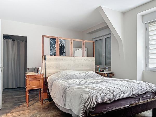 Maison Trégourez, 2 chambres possibilité de troisième, piscine chauffée, garage et atelier